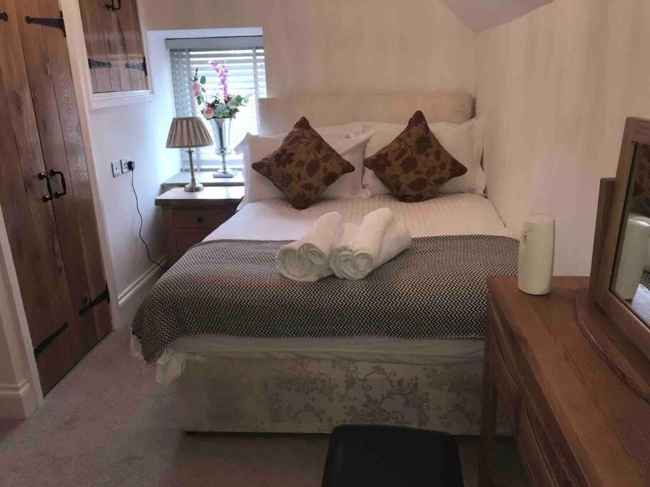 Chic 2 Bed Peak District Cottage Barn Near Alton Towers, Polar Bears, Chatsworth House Лийк Екстериор снимка